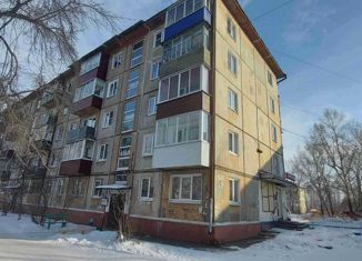 Продается 3-комнатная квартира, 58.4 м2, Усолье-Сибирское, улица Толбухина, 62