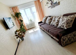 Продам 3-комнатную квартиру, 60 м2, Омская область, улица Добровольского, 13
