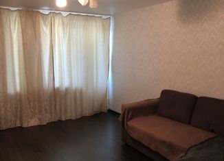 Продаю трехкомнатную квартиру, 63.65 м2, Элиста, 6-й микрорайон, 11, 6-й микрорайон