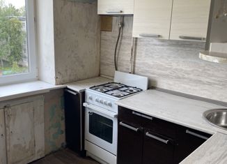 Продается 2-ком. квартира, 45 м2, Великий Новгород, улица Державина, 4к1