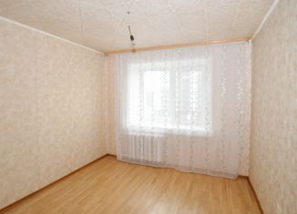 Продается 2-комнатная квартира, 34 м2, Новосибирск, улица Петухова, 12