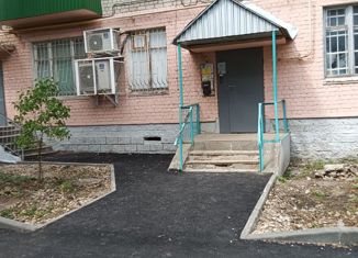 Продается 2-комнатная квартира, 41 м2, Вольск, улица Фирстова, 20