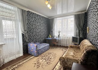 Продается 4-комнатная квартира, 93.3 м2, Челябинская область, улица Металлургов, 5