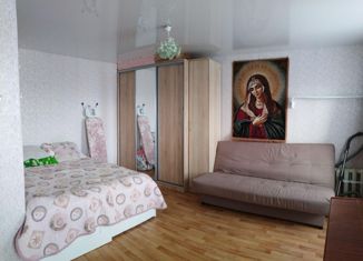 1-комнатная квартира на продажу, 35 м2, Полевской, микрорайон Зелёный Бор-1, 14