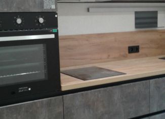 Продажа 2-ком. квартиры, 75 м2, Энгельс, Вокзальная улица, 52, ЖК Локомотив