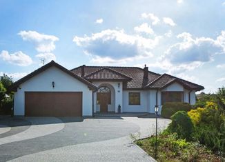 Продам дом, 210 м2, посёлок городского типа Тлюстенхабль, Молодёжная улица