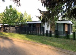 Продаю дом, 349 м2, коттеджный посёлок Новолеоново