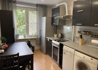 Продажа двухкомнатной квартиры, 47.3 м2, Москва, улица Главмосстроя, 16А, улица Главмосстроя