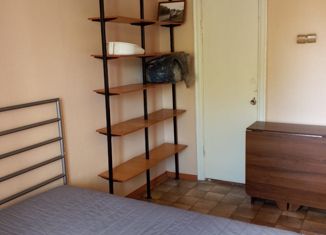 Продается 2-комнатная квартира, 45.8 м2, Горнозаводск, улица Гипроцемента, 38