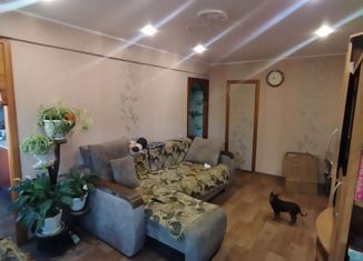 Продам 3-ком. квартиру, 49 м2, Рубцовск, Октябрьская улица, 11