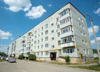 Продам двухкомнатную квартиру, 48.2 м2, село Молочное, Подлесная улица, 2Б