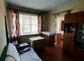 Продам 2-комнатную квартиру, 37 м2, посёлок Комсомольский, улица Ленина, 2