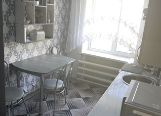 Продажа трехкомнатной квартиры, 52 м2, поселок Новоселезнево, улица Калинина, 3