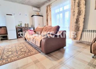 Пятикомнатная квартира на продажу, 220 м2, Пятигорск