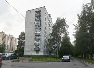 Продаю 3-комнатную квартиру, 58 м2, Санкт-Петербург, проспект Художников, 26к4, муниципальный округ Сергиевское