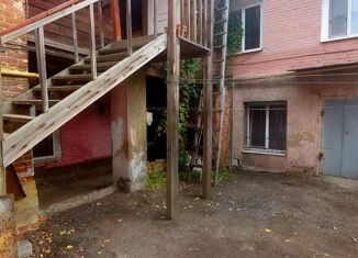 Продаю двухкомнатную квартиру, 33 м2, Саратов, улица имени А.М. Горького, 86, Волжский район