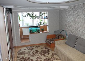 Продам трехкомнатную квартиру, 68 м2, Свердловская область, Главная улица, 30