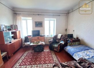 Продаю комнату, 37.2 м2, Балашов, улица Ленина, 10