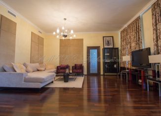 Сдам 2-комнатную квартиру, 105 м2, Омск, улица Красина, 6