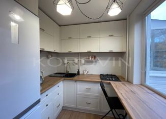 Сдаю в аренду 2-комнатную квартиру, 46 м2, Чайковский, улица Кабалевского, 39