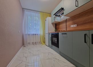 Продам 3-ком. квартиру, 59 м2, Санкт-Петербург, проспект КИМа, 4В, проспект КИМа