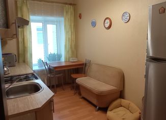 Продам двухкомнатную квартиру, 53.4 м2, Санкт-Петербург, 13-я линия Васильевского острова, 64/39Б, метро Василеостровская