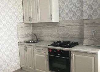 Продаю 2-ком. квартиру, 46 м2, Бавлы, улица Калинина, 46