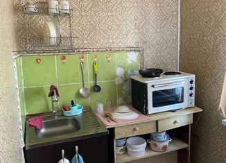 Продажа трехкомнатной квартиры, 56.7 м2, село Обуховское, Школьная улица, 1