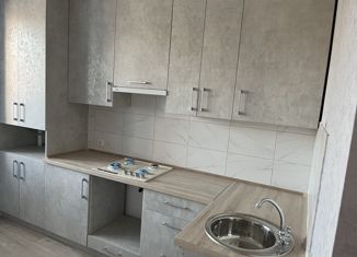 1-комнатная квартира на продажу, 37 м2, село Семёновка, Молодёжная улица, 15