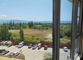 Продам 3-комнатную квартиру, 77 м2, Новороссийск, проспект Дзержинского, 244к7