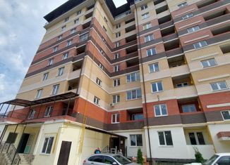 Продажа 2-ком. квартиры, 58 м2, Горячий Ключ, улица Ленина, 147А