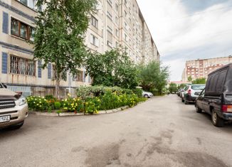 Продается 3-комнатная квартира, 64.2 м2, Алтайский край, Советская улица, 210