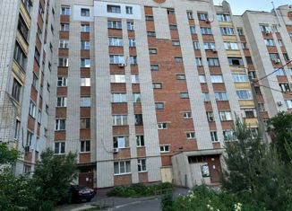 Продается двухкомнатная квартира, 48 м2, Курск, Хуторская улица, 12Б