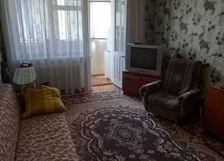 2-комнатная квартира на продажу, 48.3 м2, поселок городского типа Мостовской, Октябрьская улица, 55
