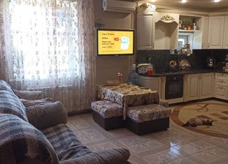 Продам таунхаус, 110 м2, Батайск, улица Клары Цеткин, 214