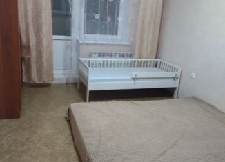 Сдается 2-ком. квартира, 60 м2, деревня Куюки, Азовская улица, 3