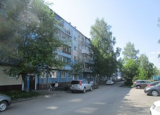 Продается двухкомнатная квартира, 43.2 м2, Полысаево, Бакинская улица, 1