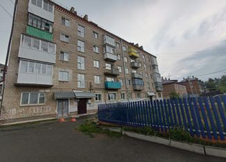 Однокомнатная квартира на продажу, 32 м2, Красноуфимск, Советская улица, 57