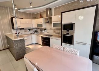 Таунхаус на продажу, 250 м2, Кемерово, Ленинский район, улица Марковцева, 8/1