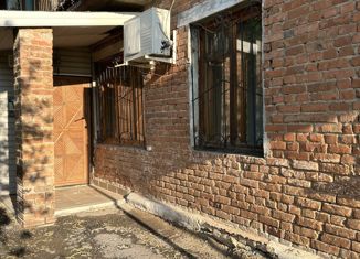 Продам 2-ком. квартиру, 43.3 м2, село Кинель-Черкассы, проспект 50 лет Октября, 27