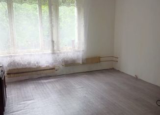 Продажа 3-комнатной квартиры, 66.9 м2, Москва, улица Генерала Тюленева, 17, метро Тёплый Стан