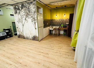 Продаю 2-комнатную квартиру, 40.1 м2, Норильск, улица Завенягина, 2к2