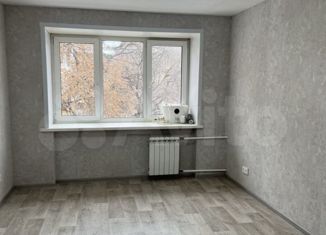 Продаю комнату, 18.5 м2, Екатеринбург, улица Машиностроителей, 33, метро Машиностроителей