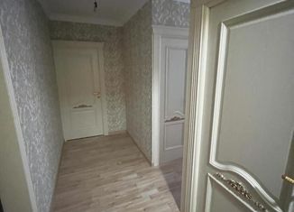 Продается 2-ком. квартира, 44.4 м2, город Кизилюрт, улица Гамзата Цадасы, 73