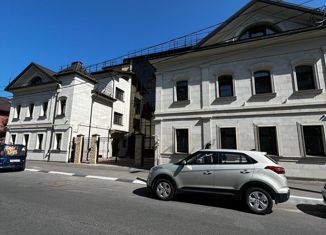 Продажа 3-комнатной квартиры, 120.4 м2, Тверь, Симеоновская улица, 71, Центральный район