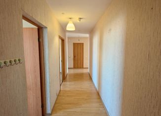 Сдаю в аренду 3-комнатную квартиру, 80 м2, посёлок Шушары, Колпинское шоссе, 38к1