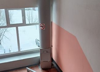 Четырехкомнатная квартира на продажу, 82.4 м2, Оленегорск, Ленинградский проспект, 4