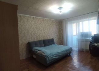 Продается двухкомнатная квартира, 51 м2, Бугуруслан, 1-й микрорайон, 5А