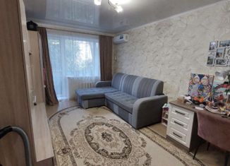 Продается 1-комнатная квартира, 32.2 м2, Астрахань, улица Вячеслава Мейера, 7