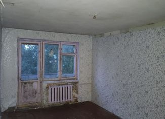 Продается 2-комнатная квартира, 45 м2, поселок Запорожское, Советская улица, 10